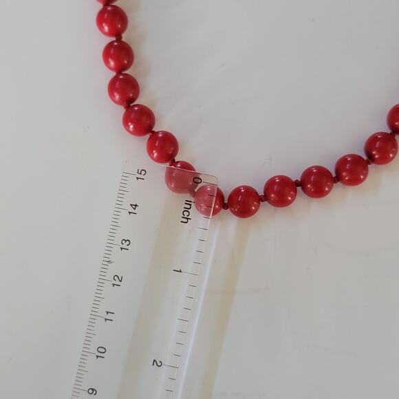Vintage Red Bead Necklace with Round Beads and Gold Clasp Bold Retro Statement - Picture 3 of 10